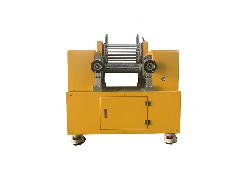 探索廣東利拿的實驗型開煉機：兩輥與硅膠橡膠開煉機的創新應用-1