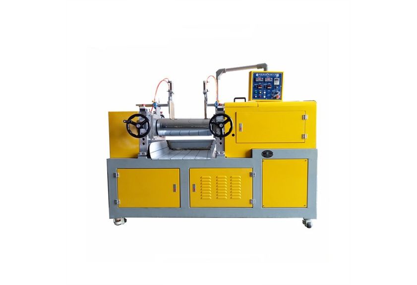 探索廣東利拿實業的混煉機、實驗型開煉機與生產型開煉機